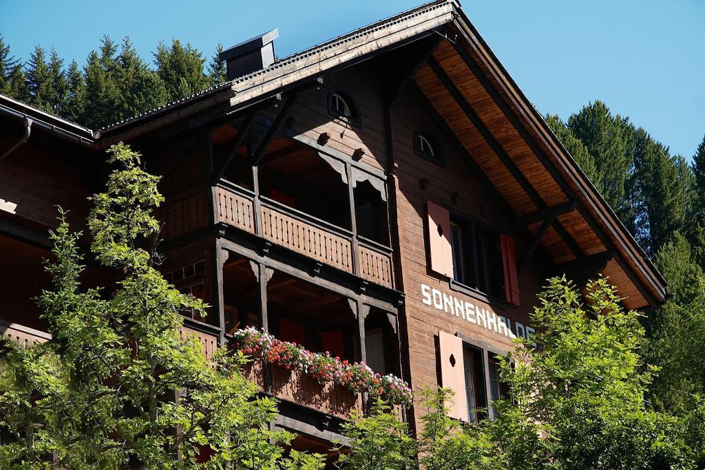 Hotel Sonnenhalde, Arosa Exterior photo