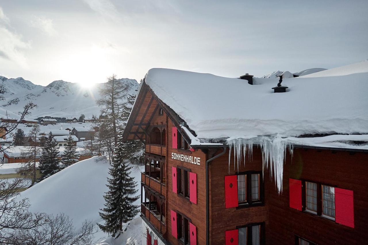 Hotel Sonnenhalde, Arosa Exterior photo